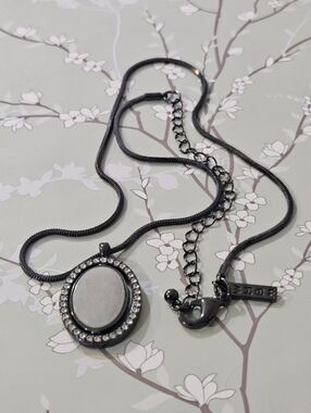White House Black Market  Black and Rhinestone Necklace